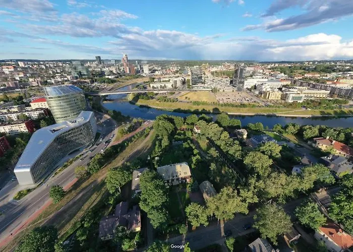 Nordic In Prime Location Апартаменты